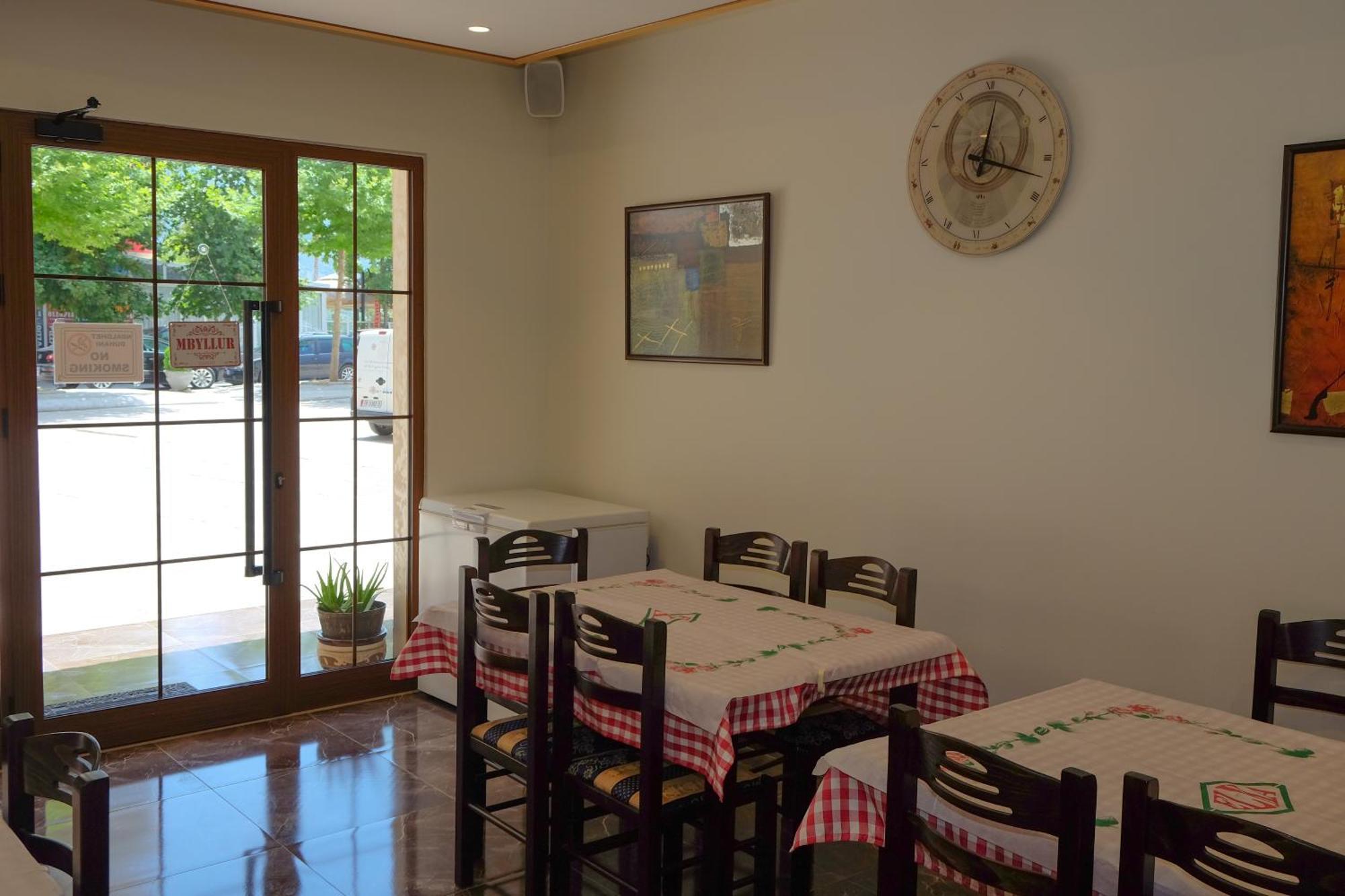 Laid Hotel Vlorë 외부 사진