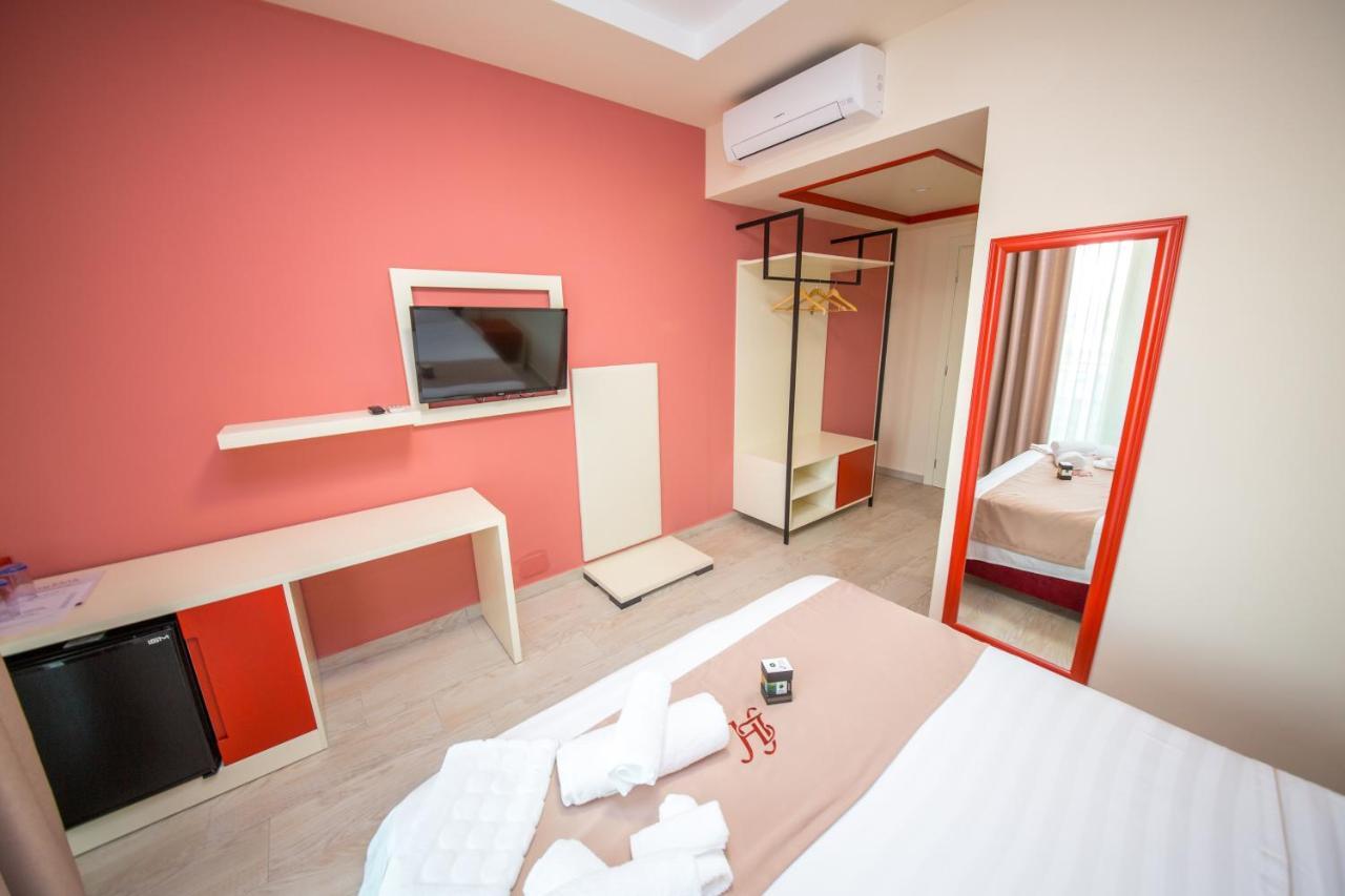 Laid Hotel Vlorë 외부 사진
