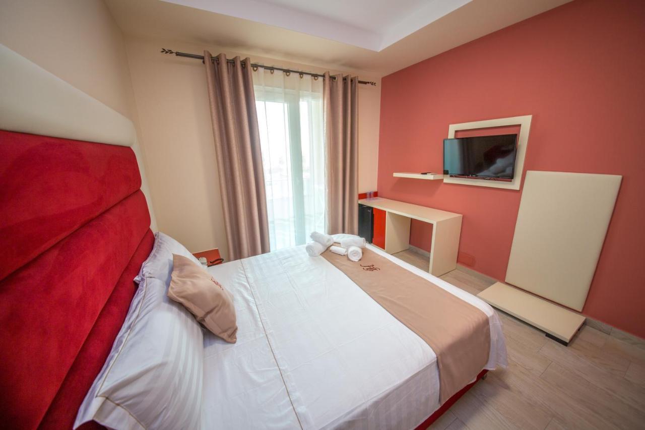 Laid Hotel Vlorë 외부 사진