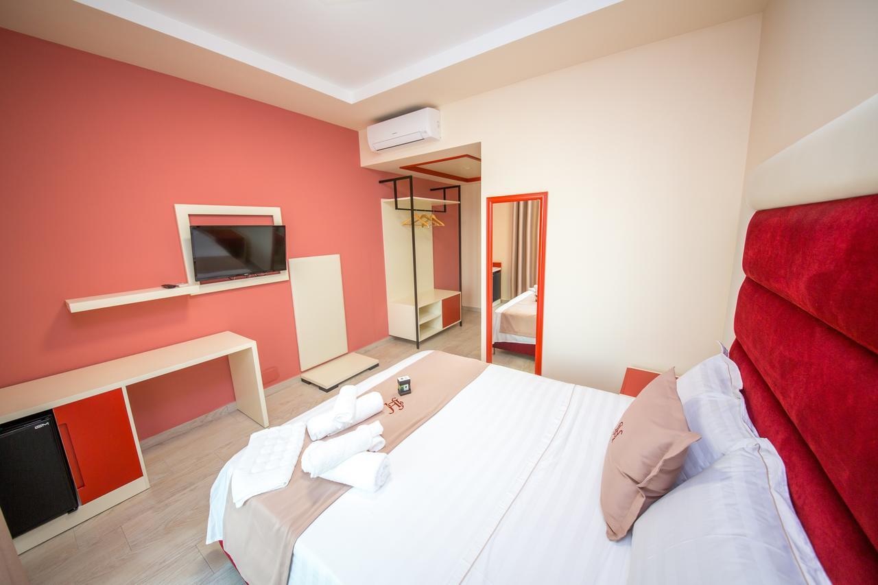 Laid Hotel Vlorë 외부 사진